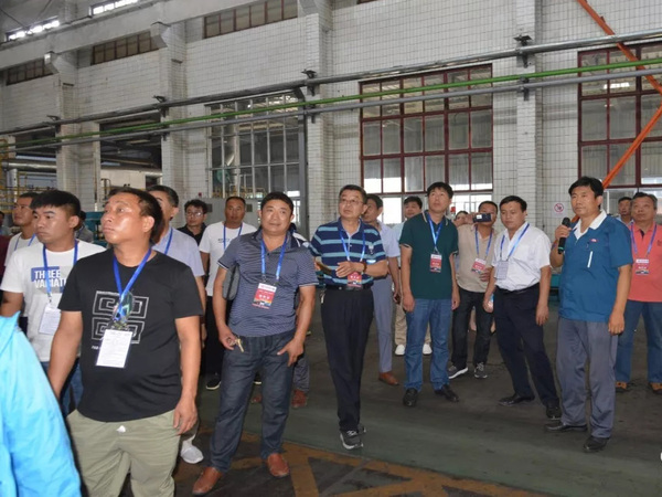 社会公家在15VIP太阳集团集团科普基地出产车间参观进建